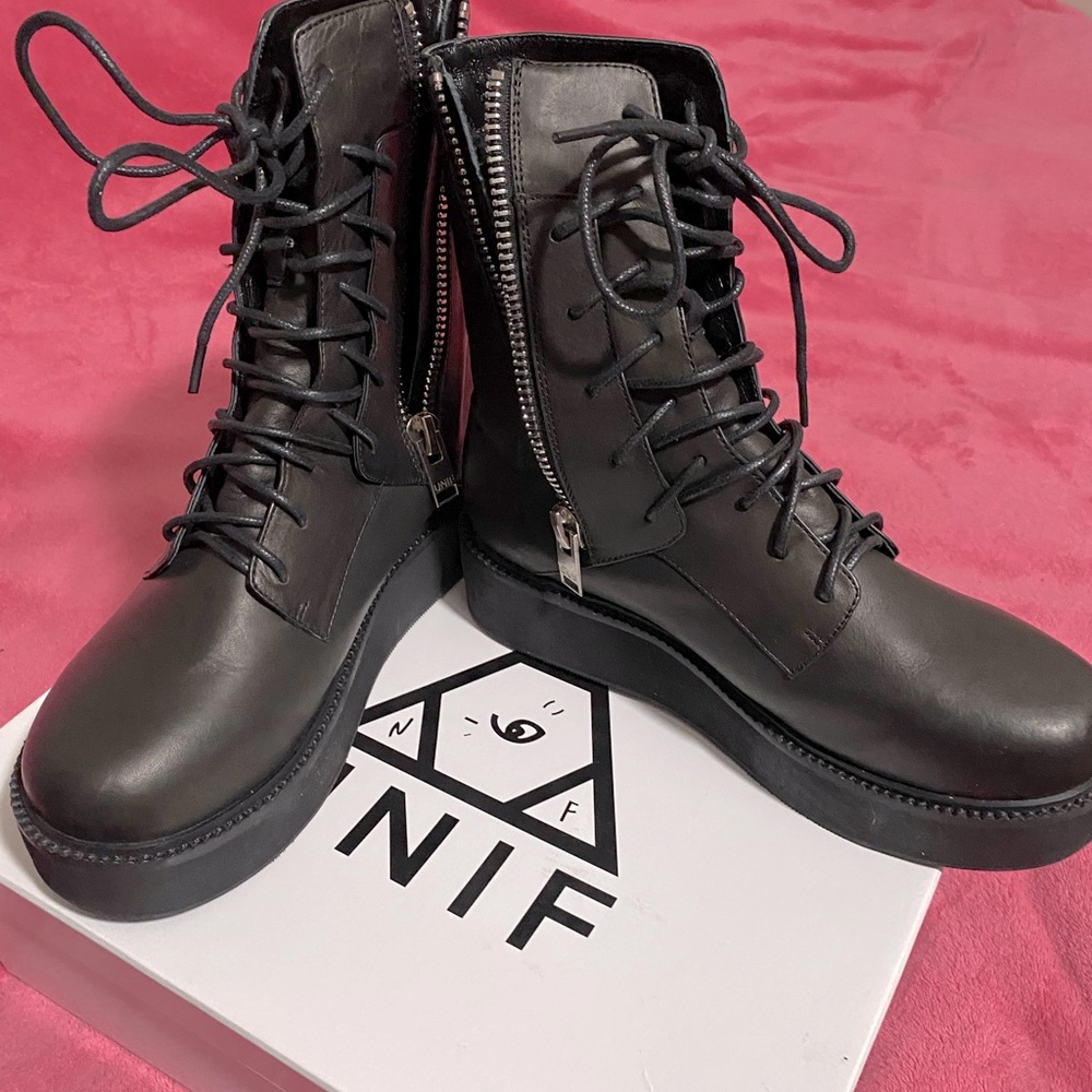🔥🔥SOLD!!! 🔥🔥🔥UNIF Platform Boots with box